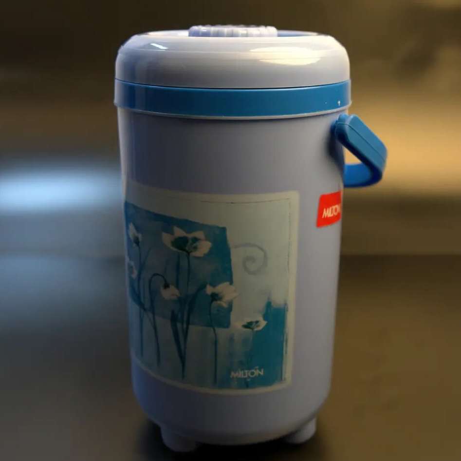 Milton Knight 5 Insulated Thermoware Tiffin