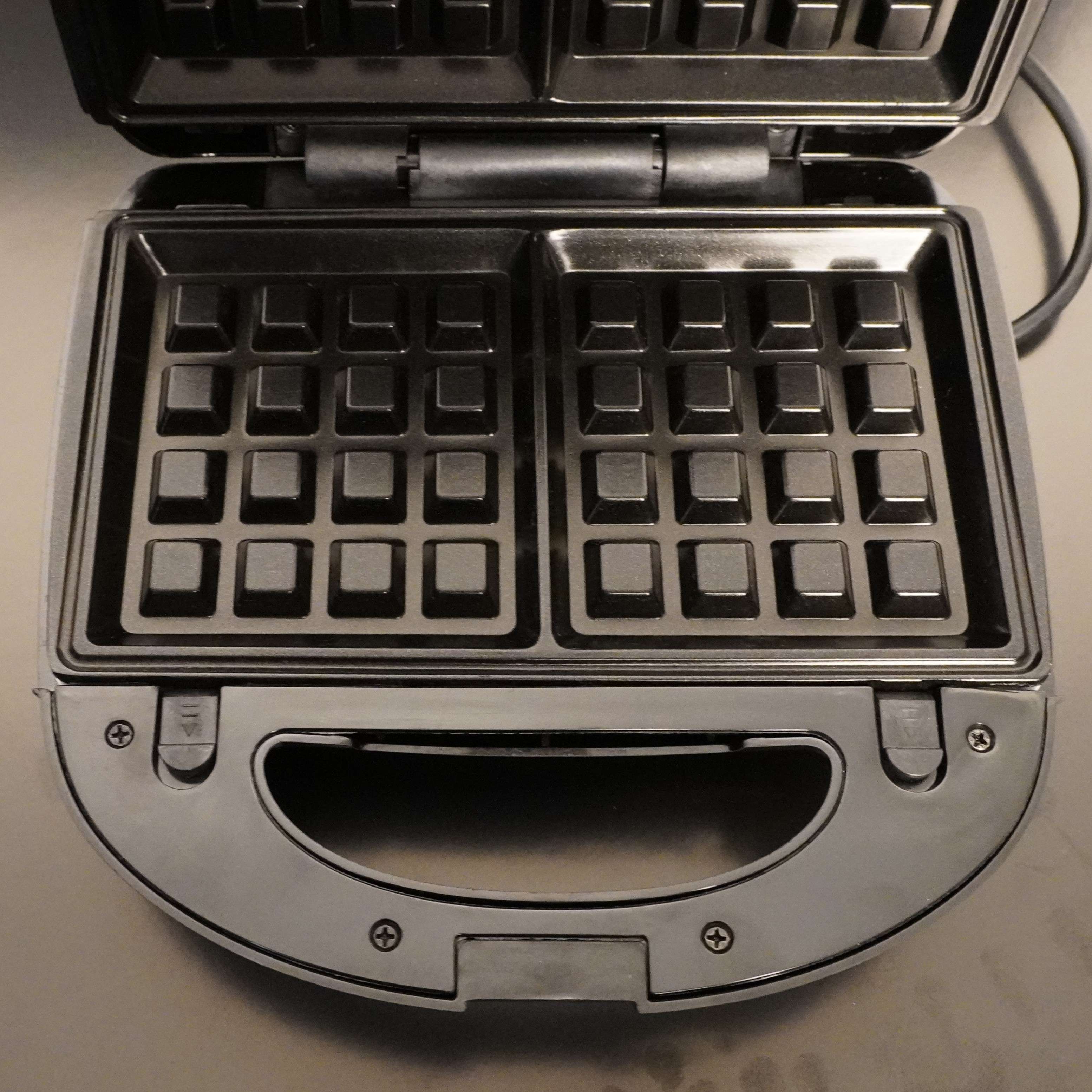 Novena NSWM-2025 Double Waffle & Sandwich Maker – 850W, 2-in-1 Family Fun Machine with Non-Stick Interchangeable Plates