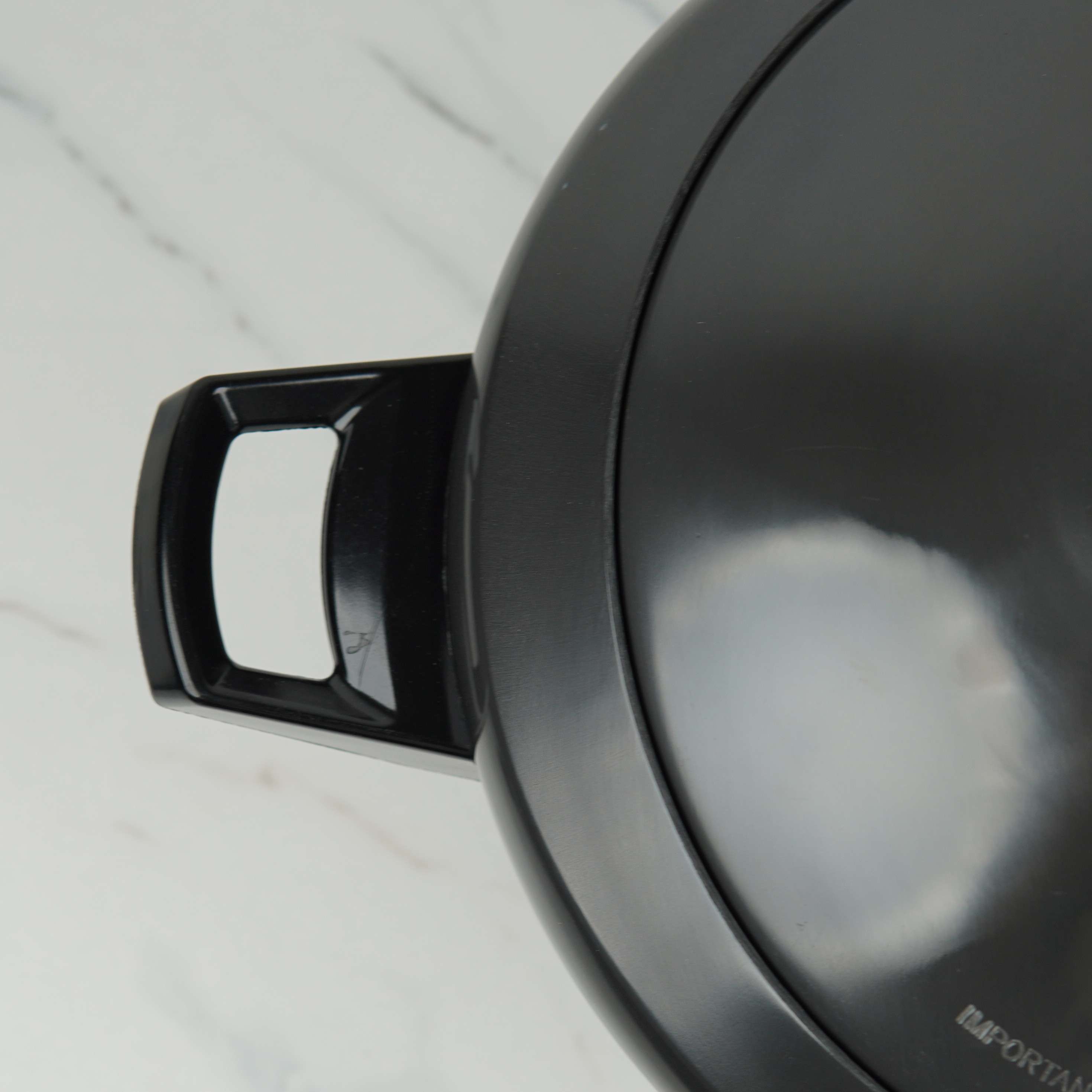 Hawkins Futura Premium Hard Anodized Pressure Cooker 5L