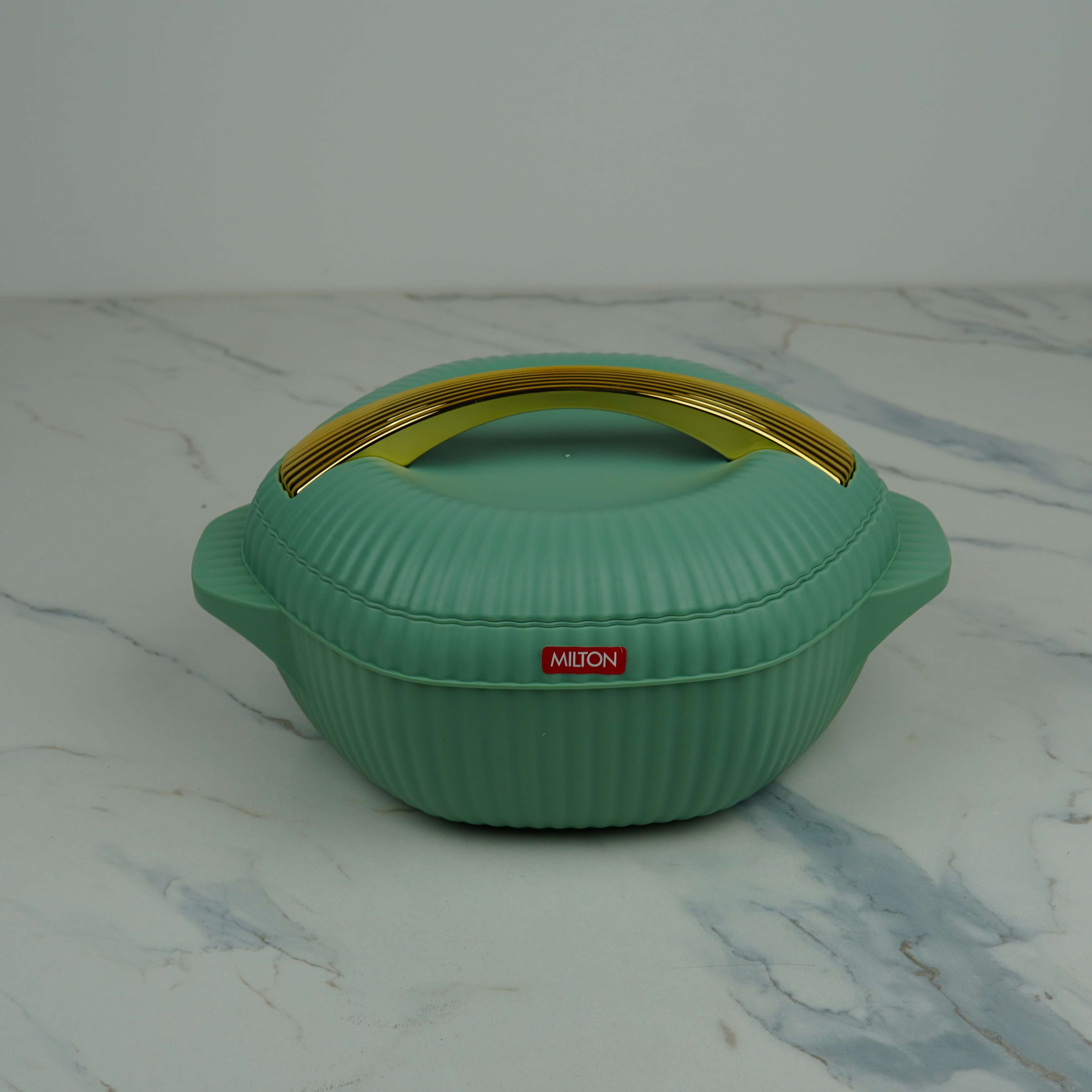 MILTON Oyster 2500 Designer Insulated Casserole - 2.5L Hot Pot with Wooden Handle (Mint Green) - 50 Years Special Edition