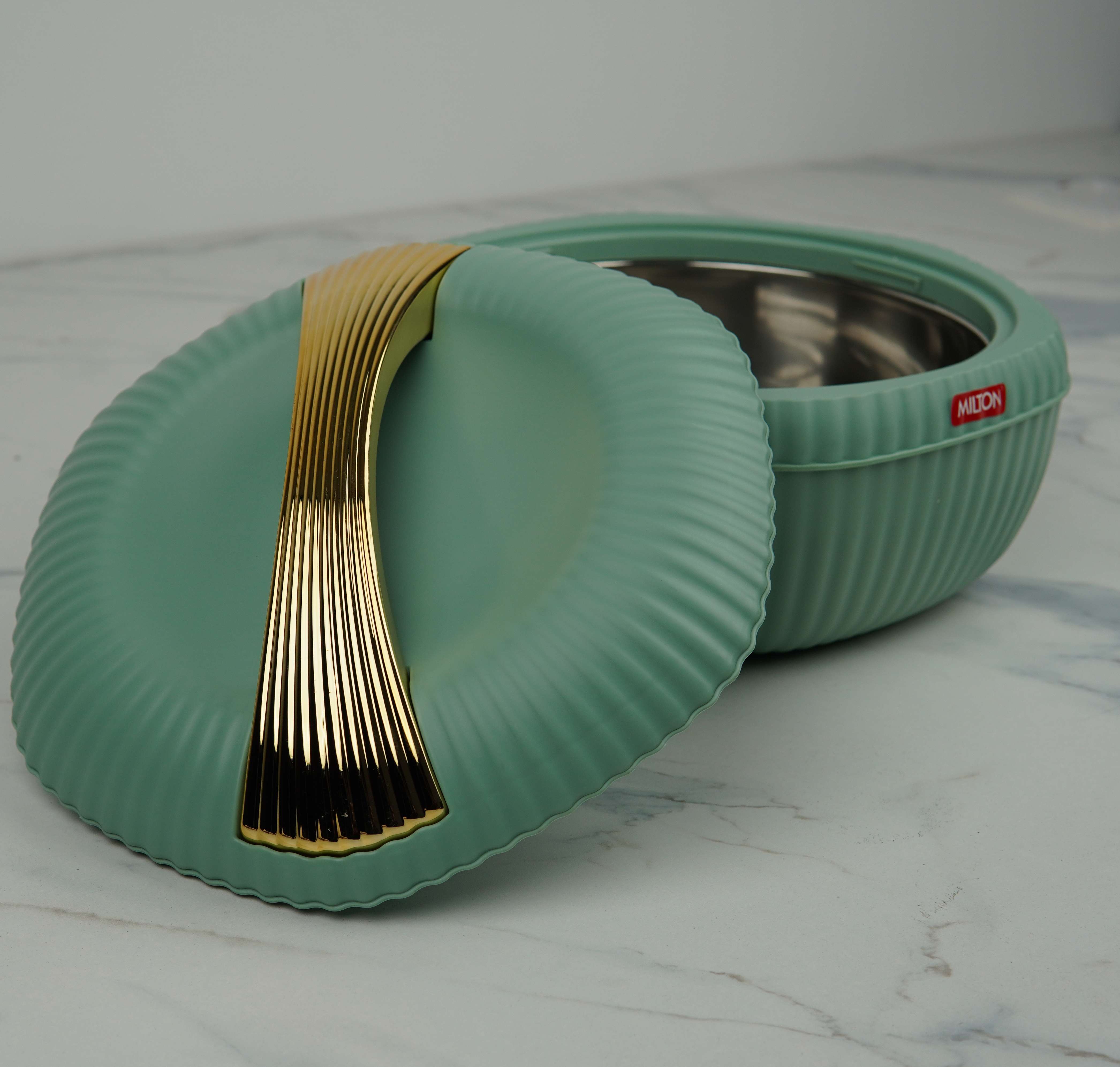 MILTON Oyster 2500 Designer Insulated Casserole - 2.5L Hot Pot with Wooden Handle (Mint Green) - 50 Years Special Edition