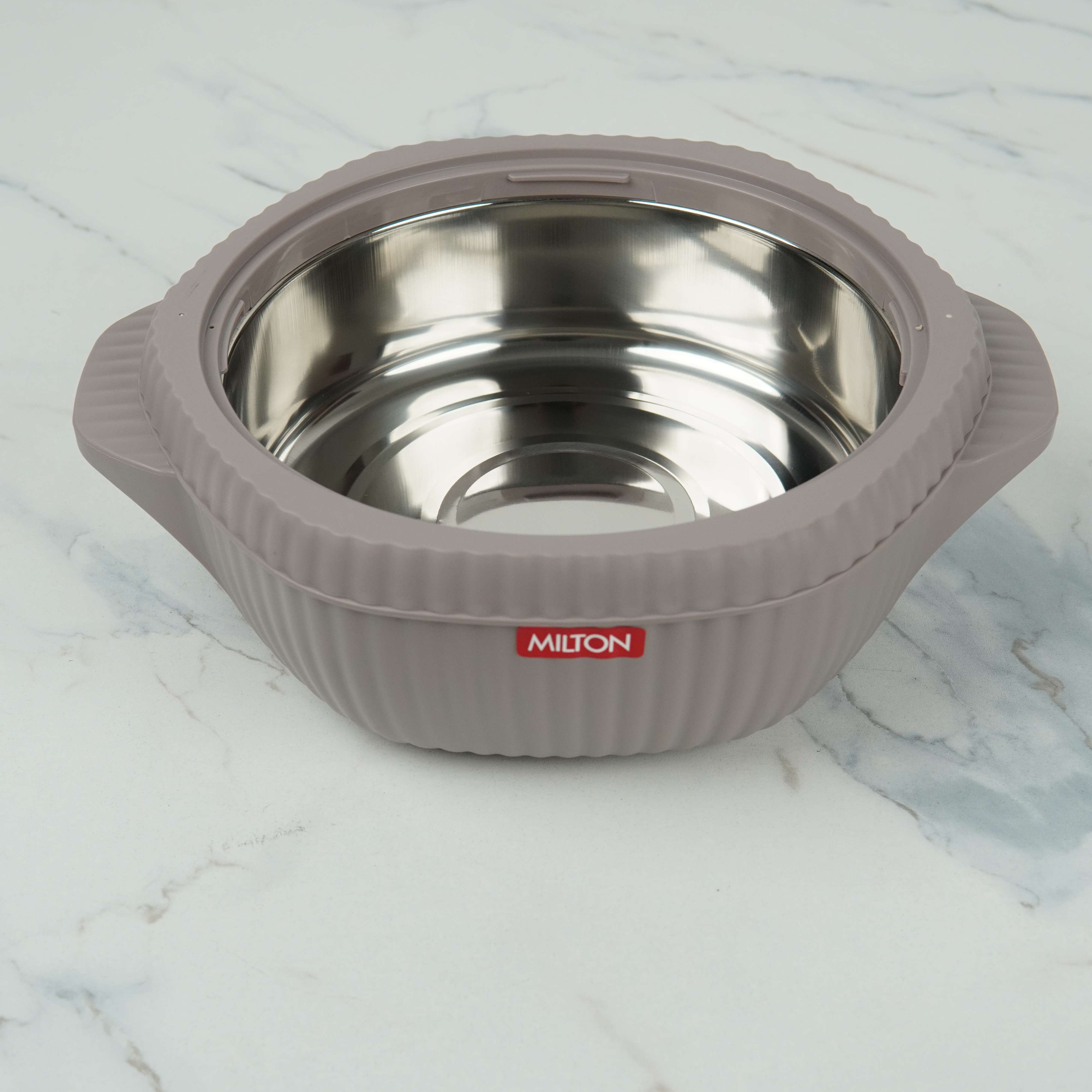 MILTON Oyster 1500 Designer Insulated Casserole - 1.5L Hot Pot with Wooden Handle (Mint Green)