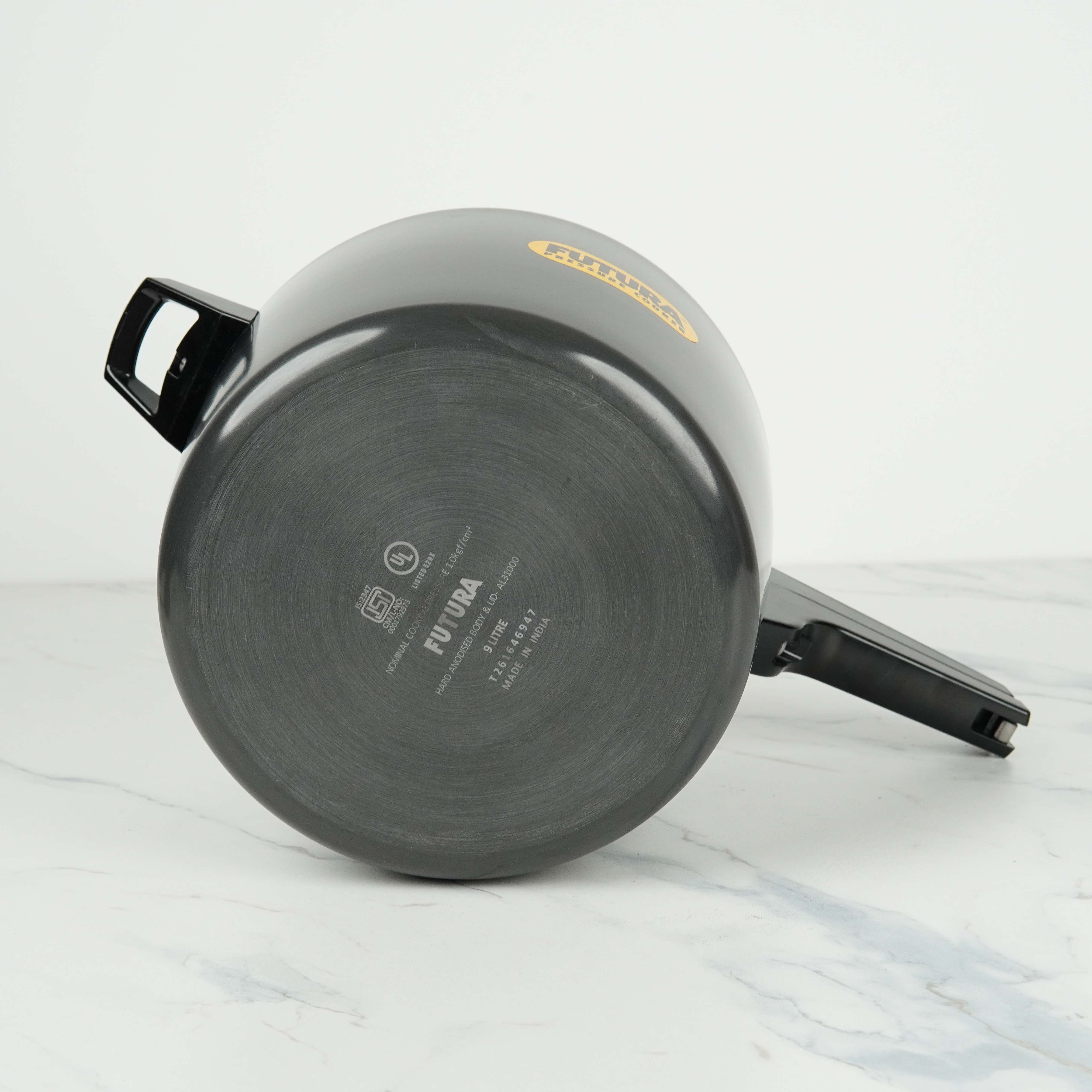Hawkins Futura Premium Hard Anodized Pressure Cooker 9L