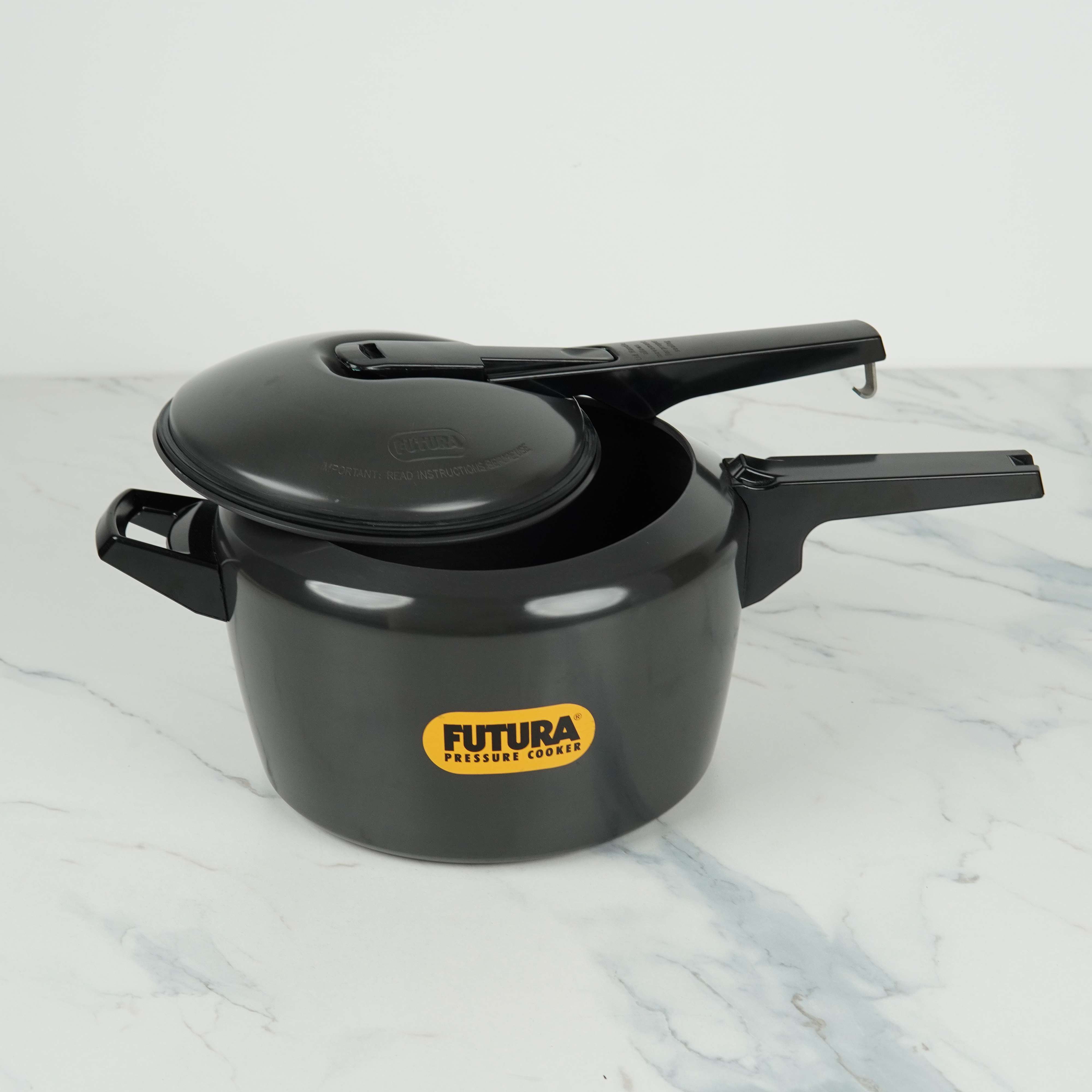 Hawkins Futura Premium Hard Anodized Pressure Cooker 5L