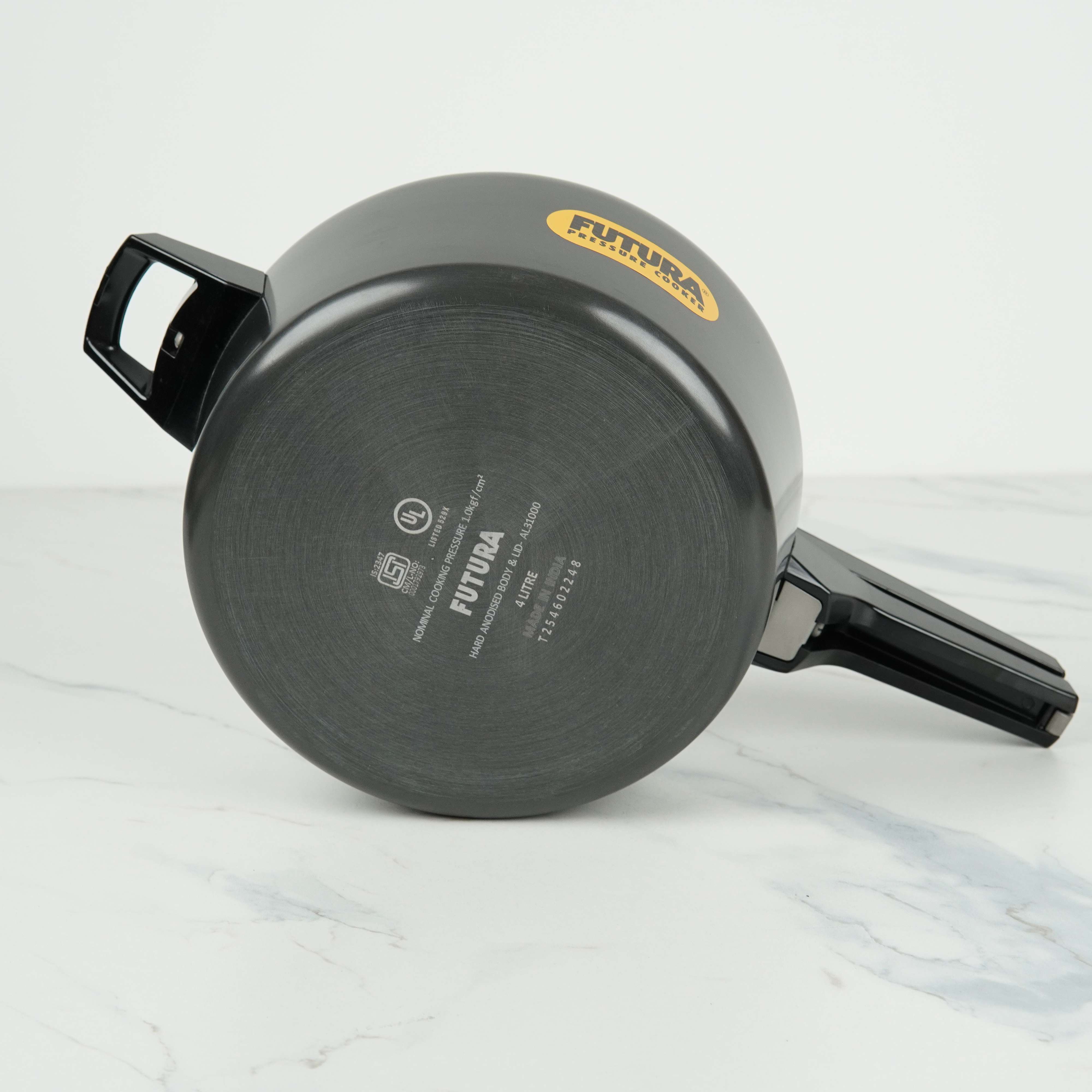 Hawkins Futura Premium Hard Anodized Pressure Cooker 4L