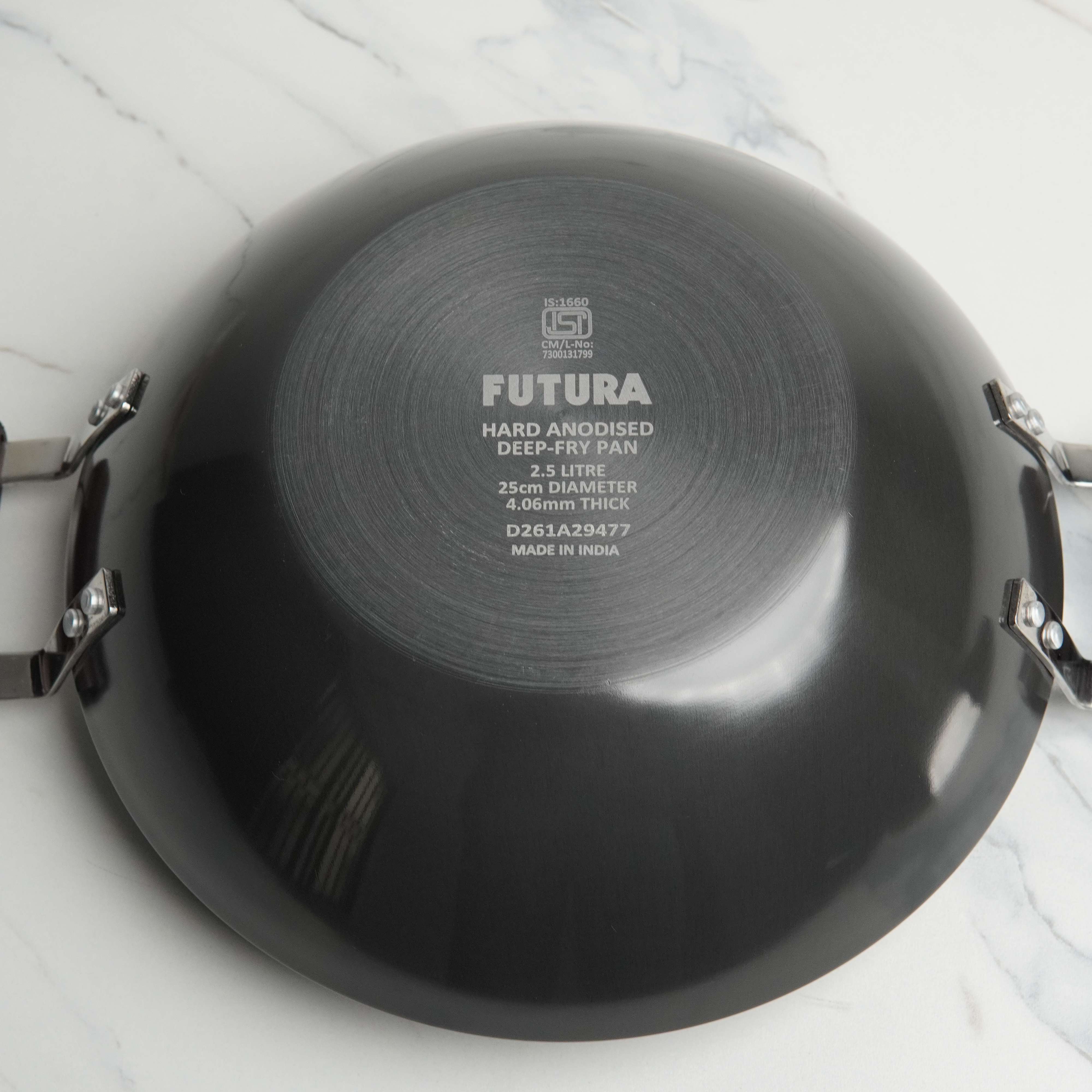 Hawkins Futura Hard Anodized Deep Fry Pan – 2.5L