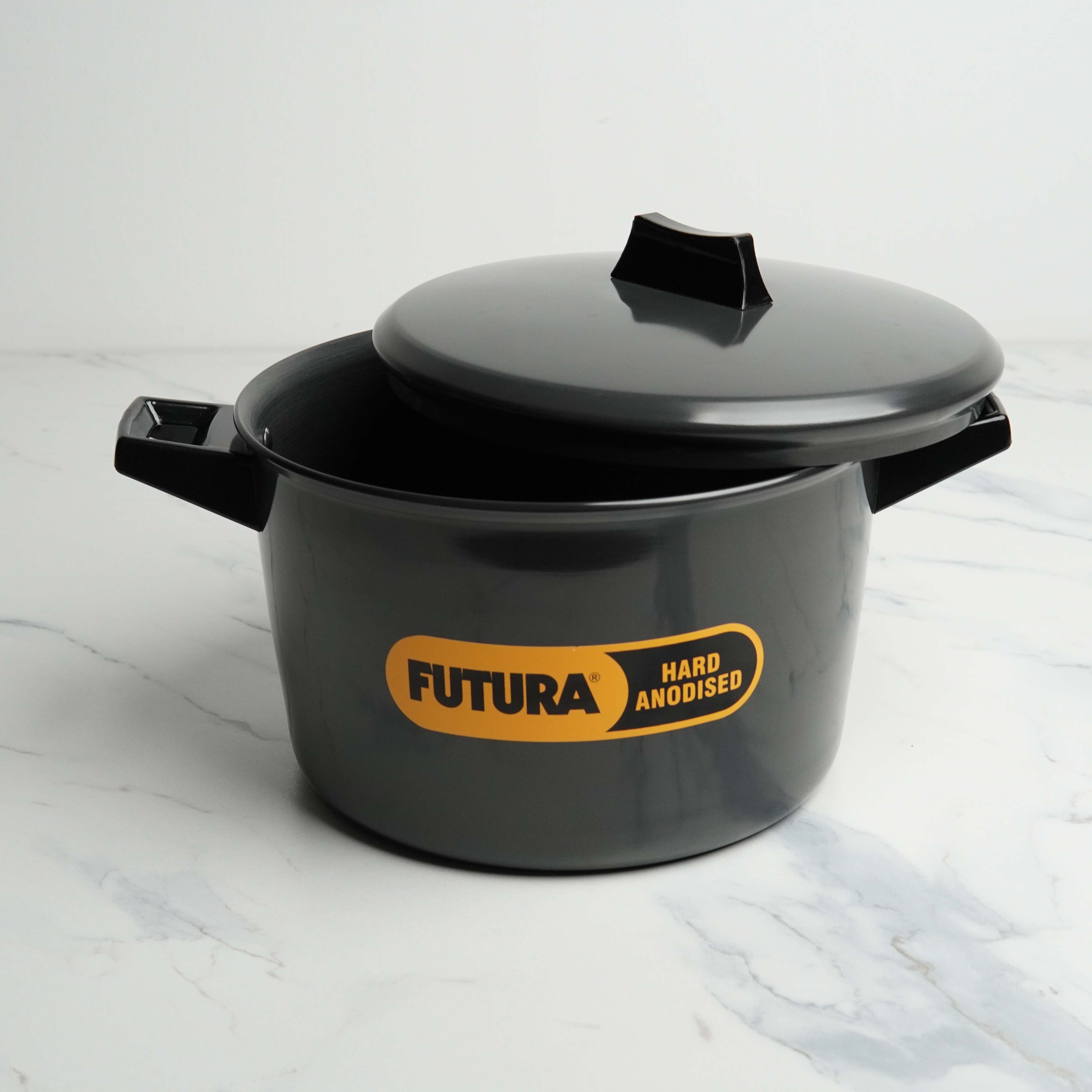 Hawkins Futura Hard Anodized Cook & Serve Bowl – 4L