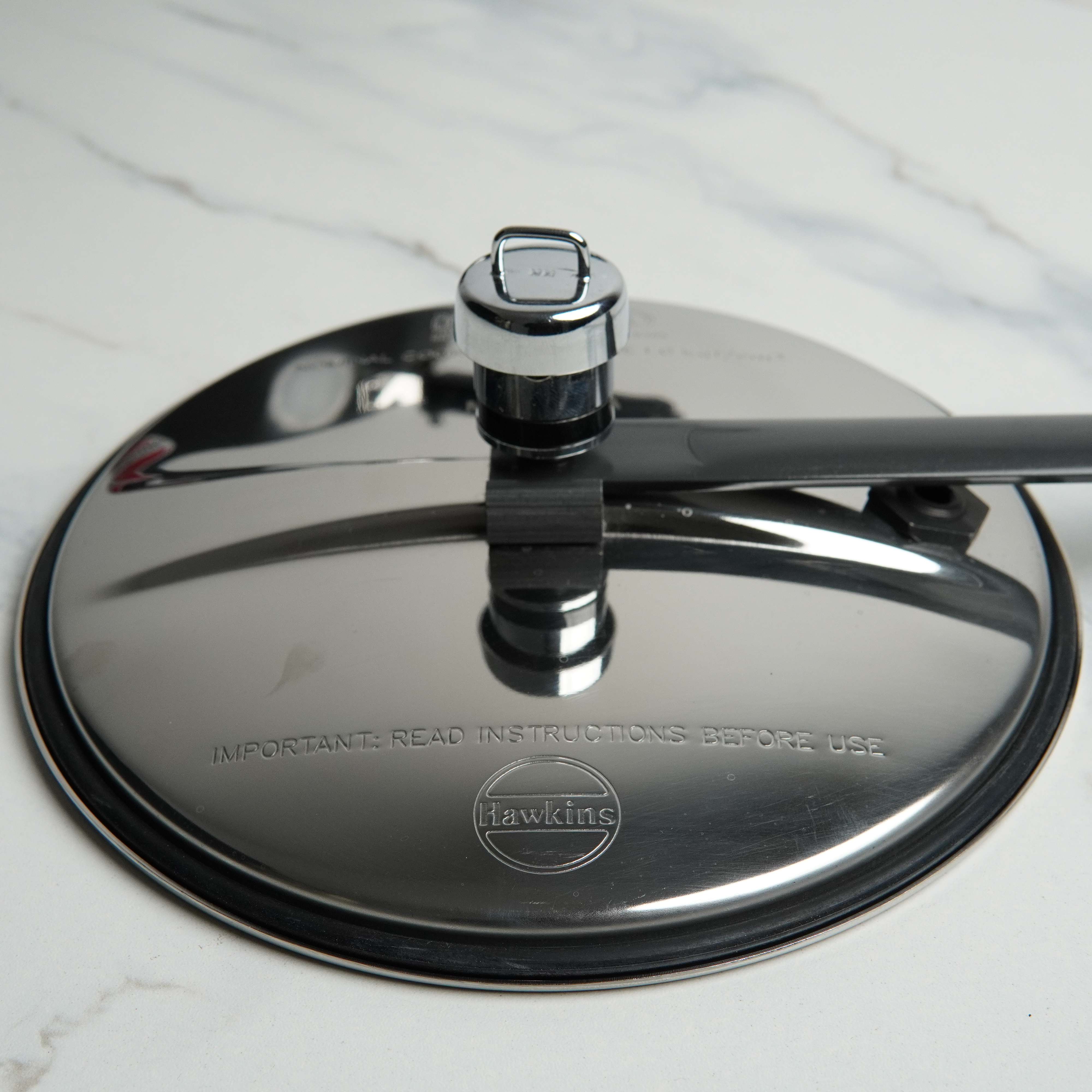 Hawkins Contura Hard Anodized Pressure Cooker – 6.5L