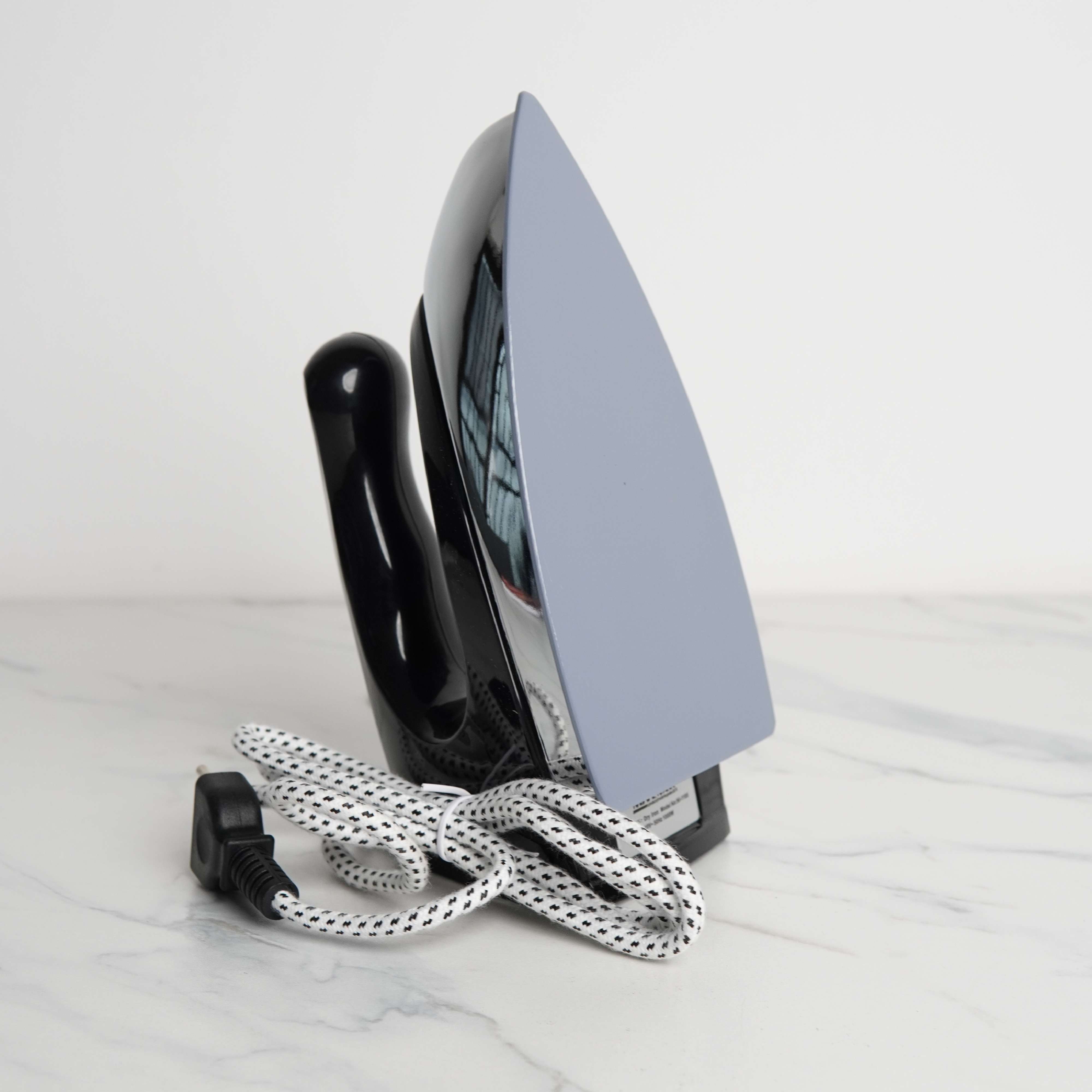 Novena Black Berry Automatic Dry Iron NI-1185 – 1000W