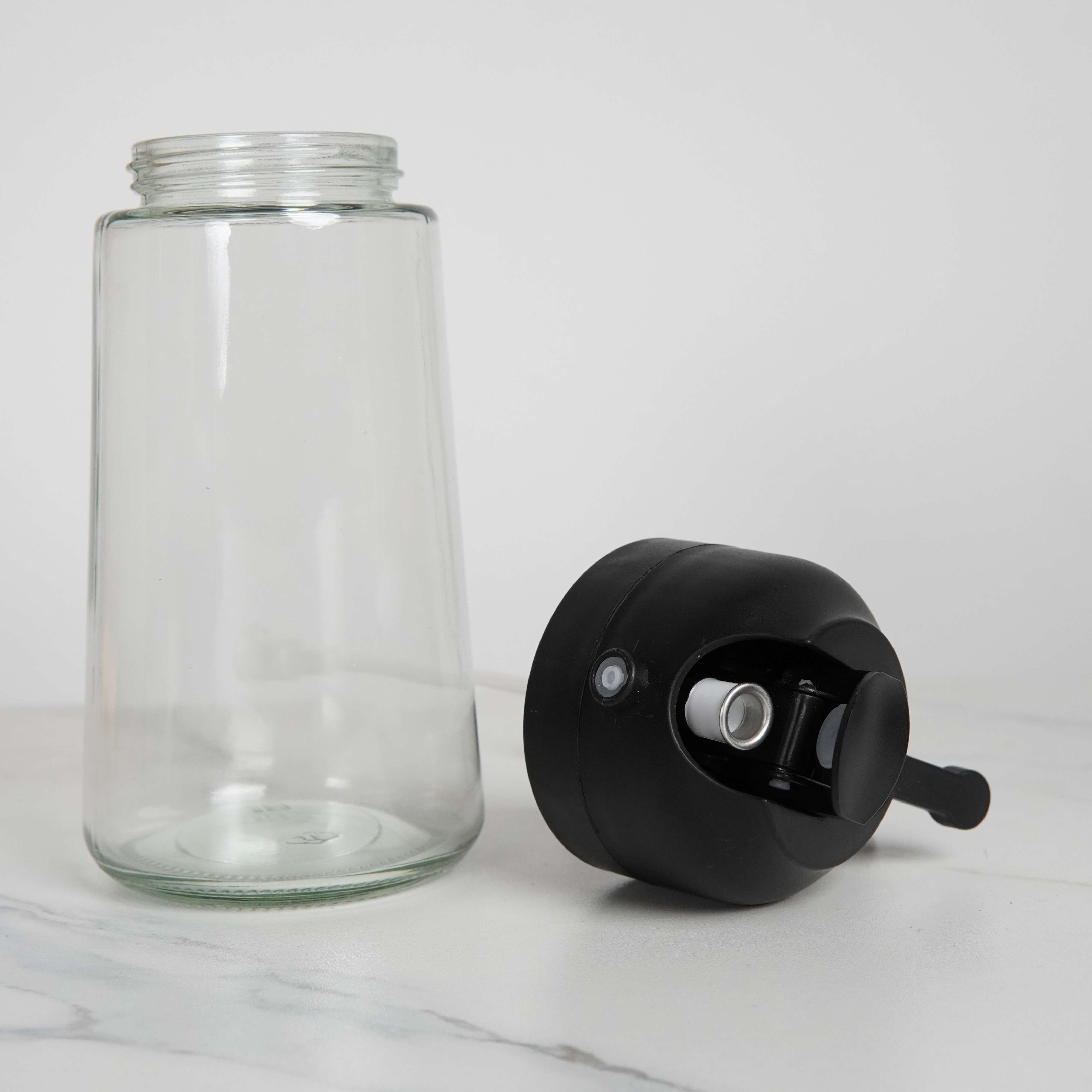 2-in-1 Sprayable & Pourable Oil Bottle – Adjustable Oil Control Dispenser