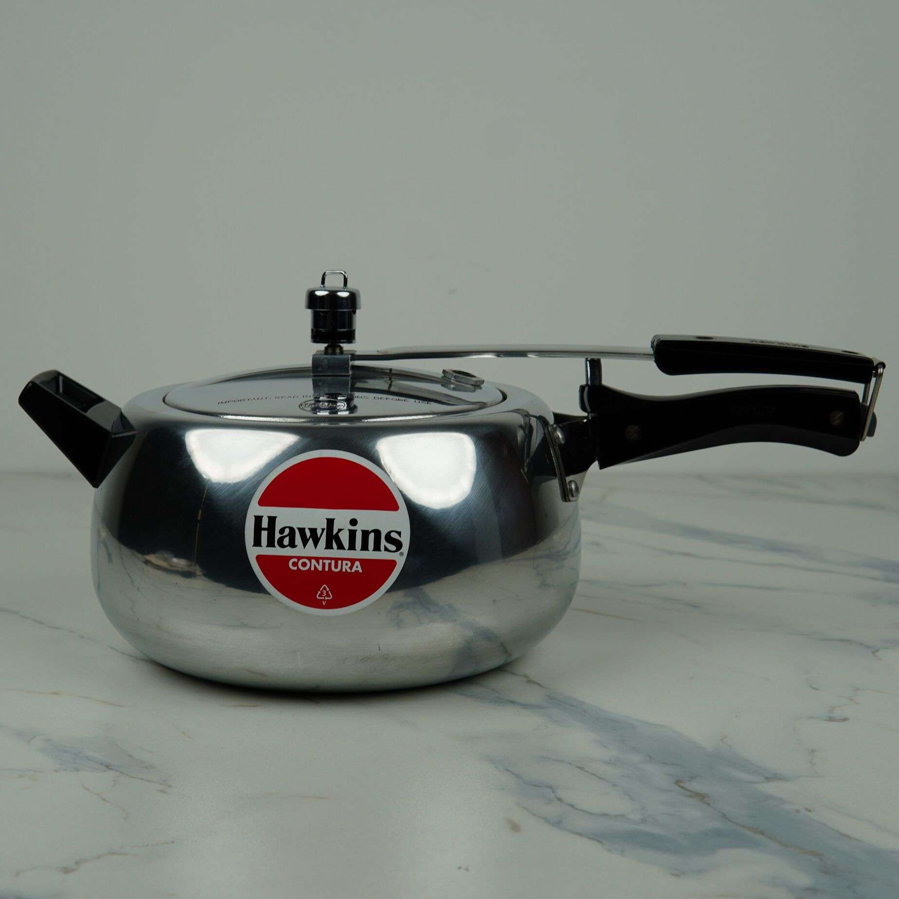Hawkins Contura Virgin Aluminum Pressure Cooker – 2L