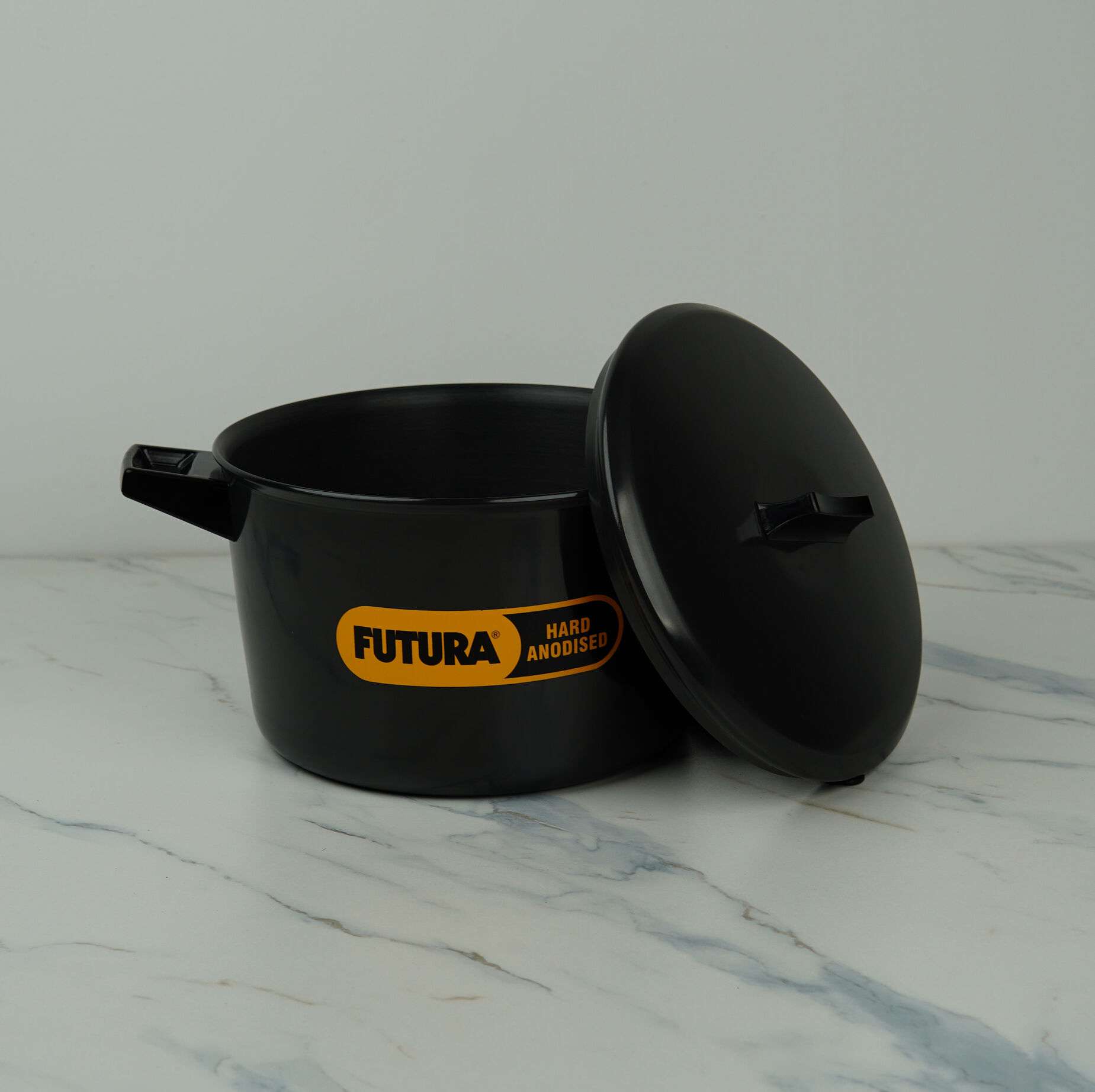 Hawkins Futura Hard Anodized Cook & Serve Bowl – 5L